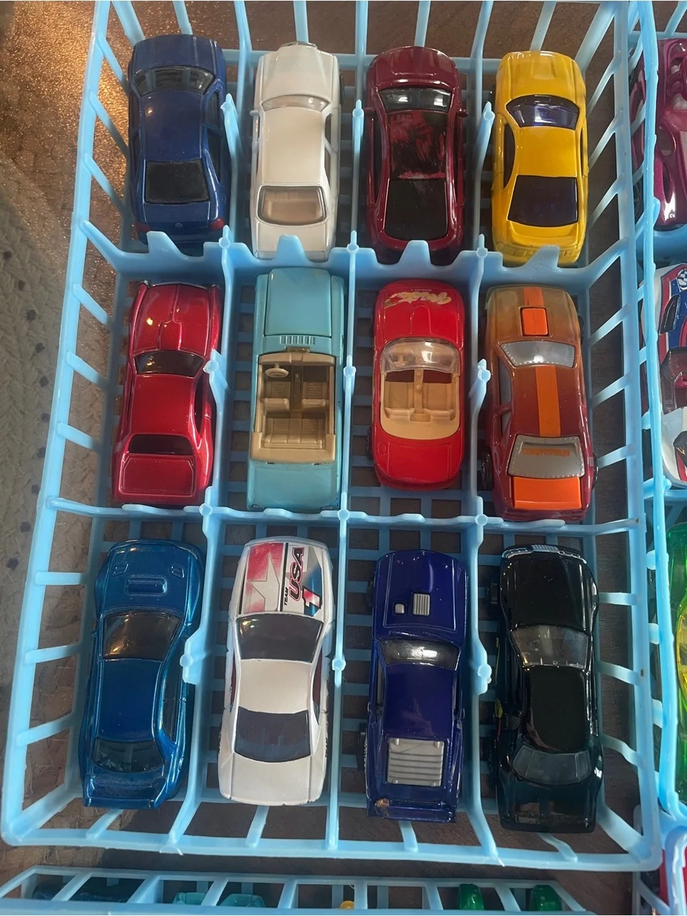 Vintage 1983 Matchbox Holds 48 Cars Official Collectors Carry Case w/ 48 cars